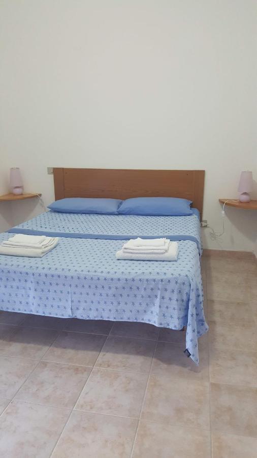 Casa Vacanza Costa Rossa Vista Mare Trinità dʼAgultu Екстериор снимка
